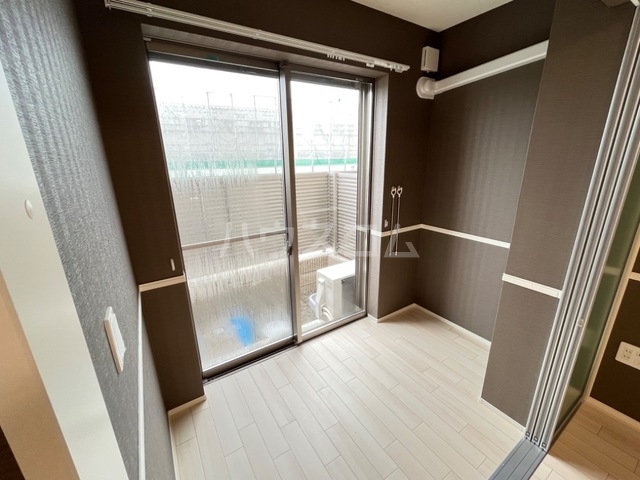 20/30 バルコニー