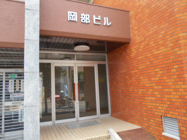 20/23 エントランス