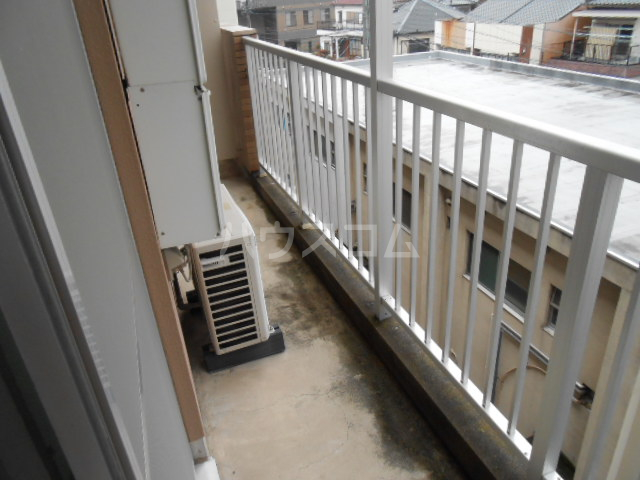 16/22 バルコニー