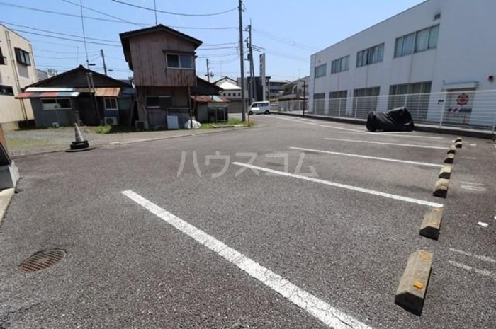 15/19 駐車場