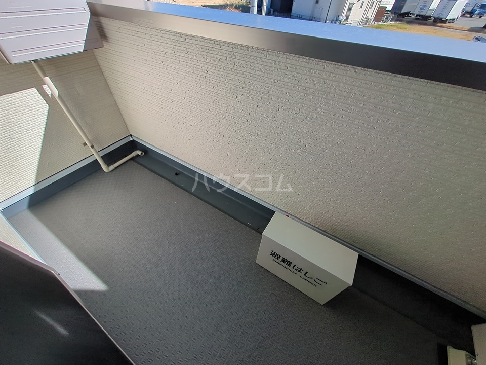 17/26 バルコニー