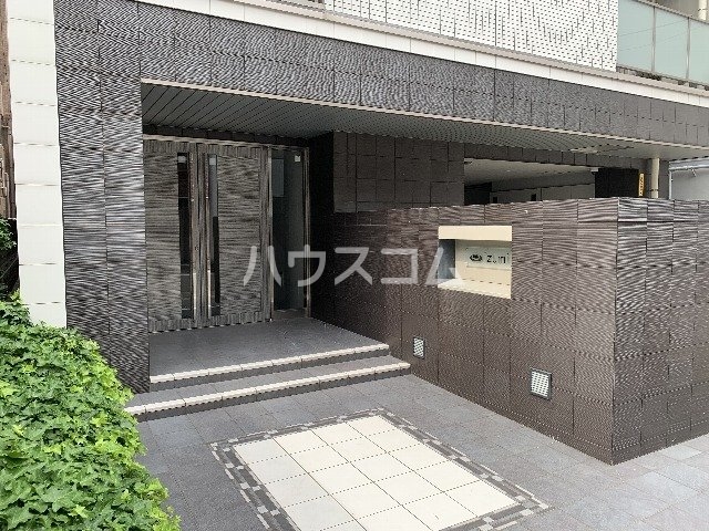 14/22 エントランス