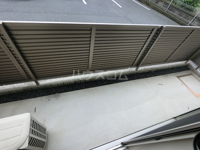 21/30 バルコニー