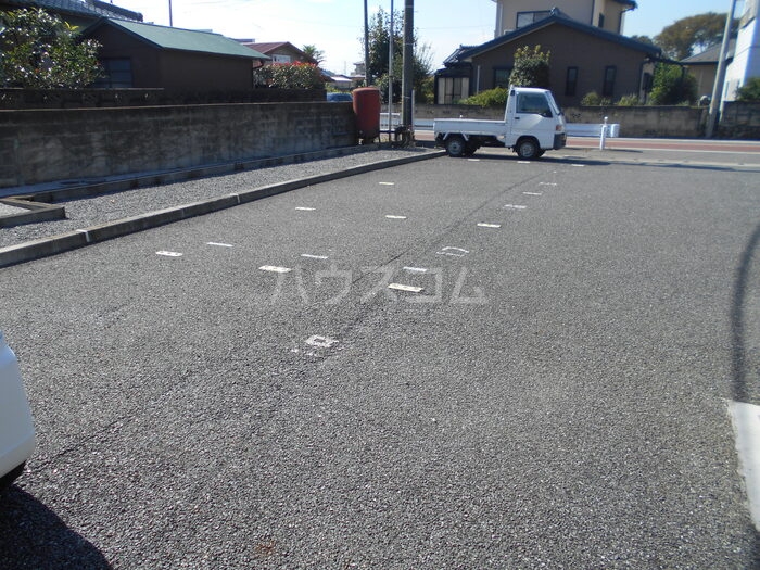 3/4 駐車場