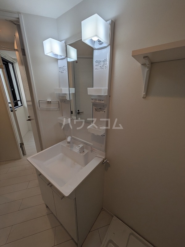 13/30 洗面