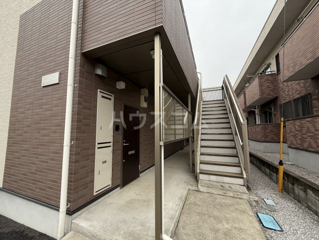 3/5 エントランス