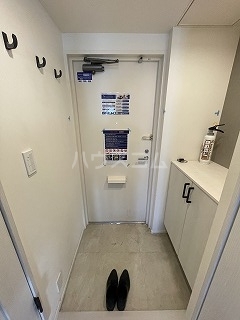 14/30 玄関