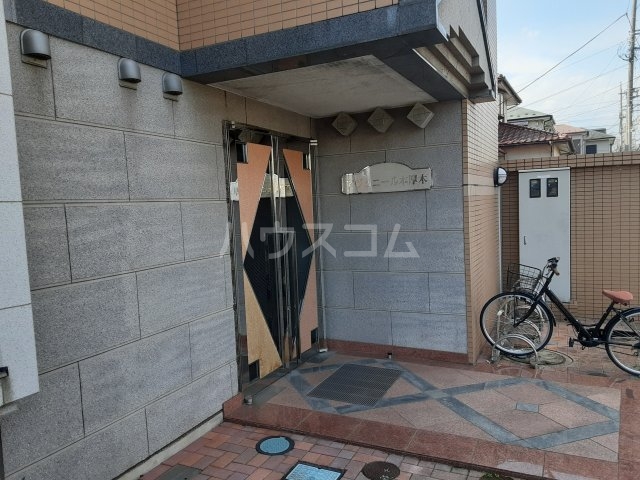 18/22 エントランス