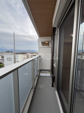 13/22 バルコニー