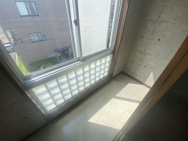 19/30 バルコニー