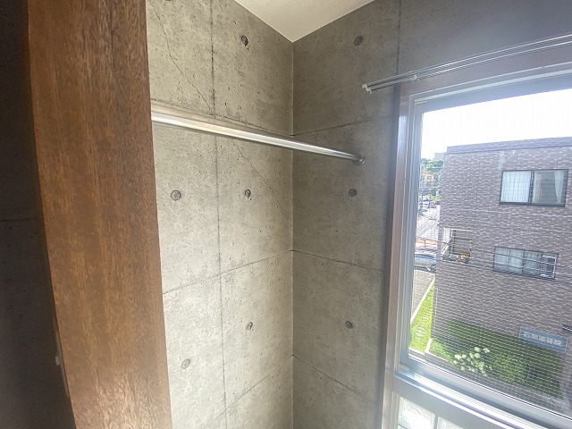 20/30 バルコニー