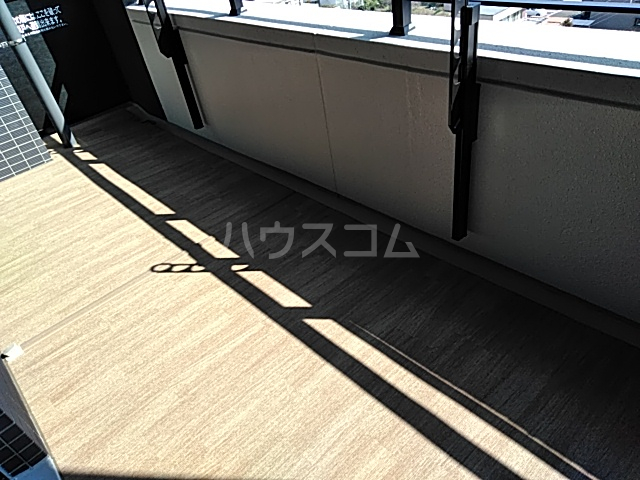 18/30 バルコニー