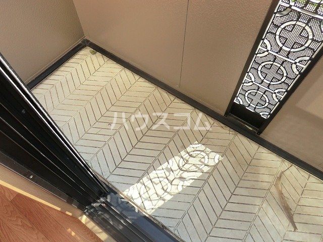 20/30 バルコニー