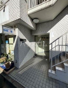 2/6 エントランス