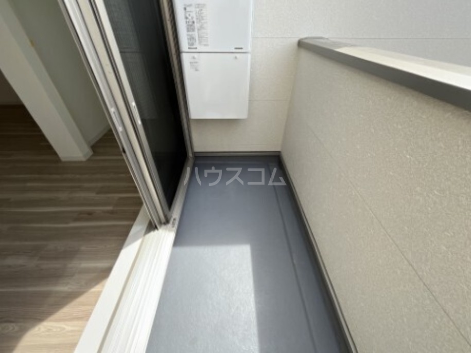 17/23 バルコニー