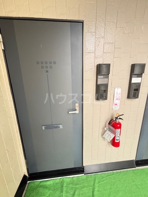 22/29 エントランス