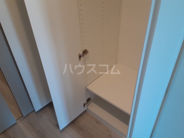 13/30 収納