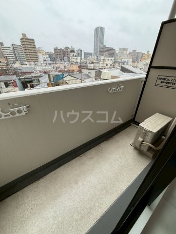 13/30 バルコニー