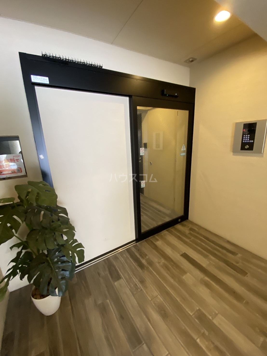 2/6 エントランス