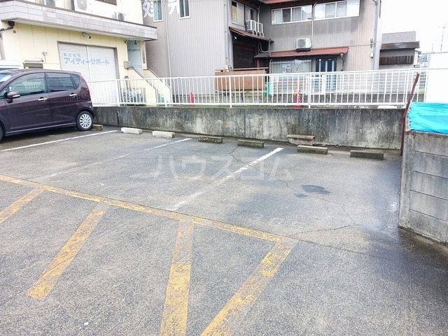 14/22 駐車場