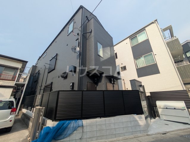 2/11 外観