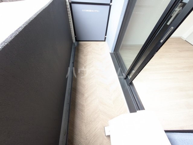 19/30 バルコニー