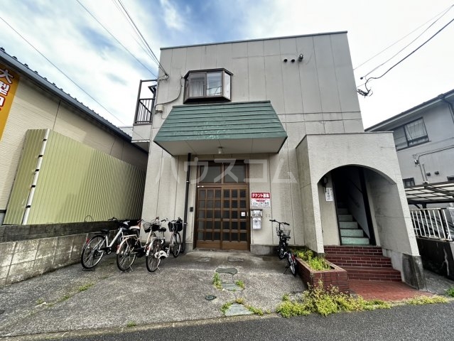 2/10 エントランス