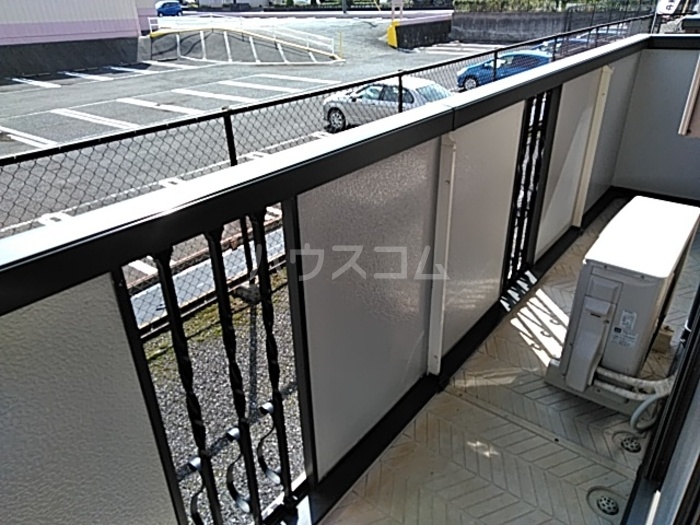 15/18 バルコニー