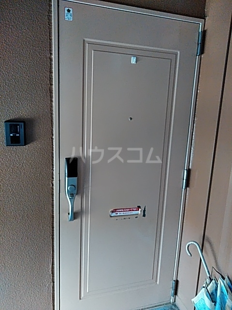 13/30 玄関