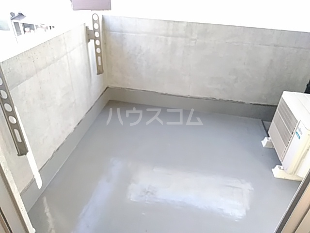 18/26 バルコニー