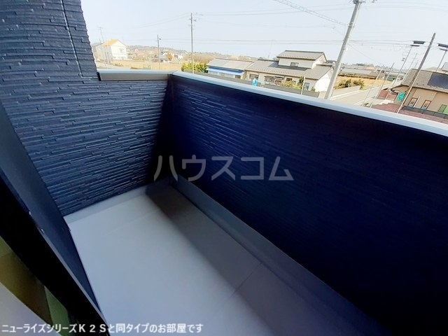 13/20 バルコニー