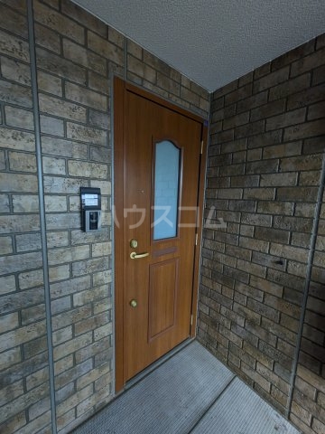 28/30 エントランス