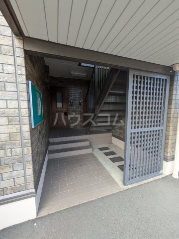 29/30 エントランス