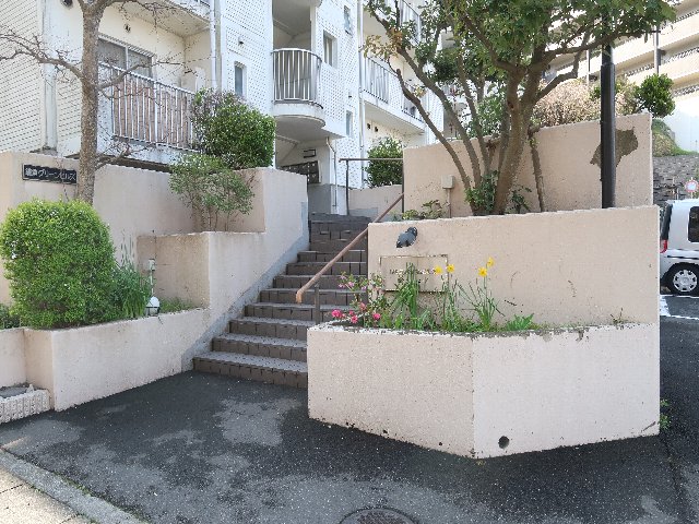 3/4 エントランス