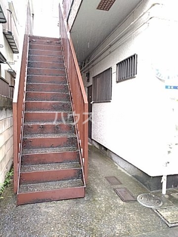 3/8 エントランス