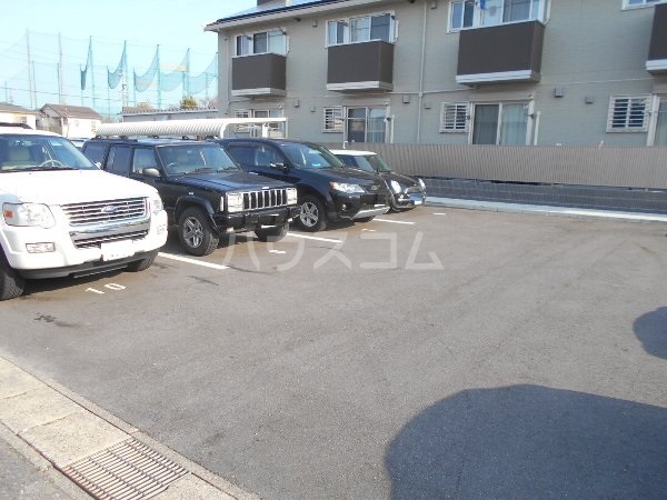 21/29 駐車場
