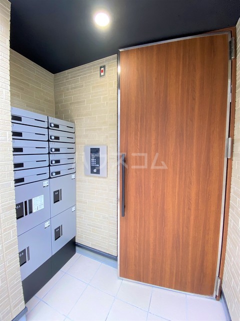 15/25 エントランス