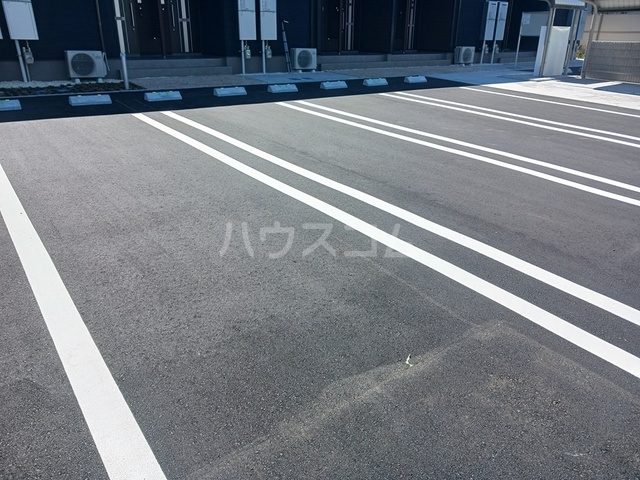 16/22 駐車場