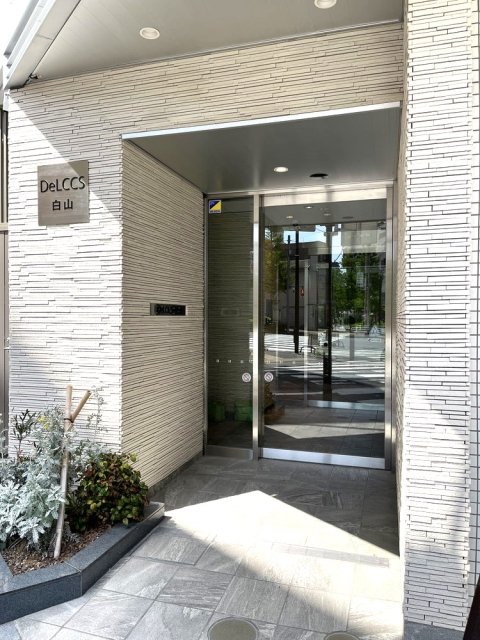 29/30 エントランス