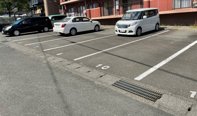15/18 駐車場
