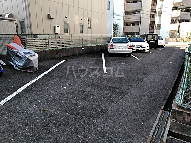 29/30 駐車場