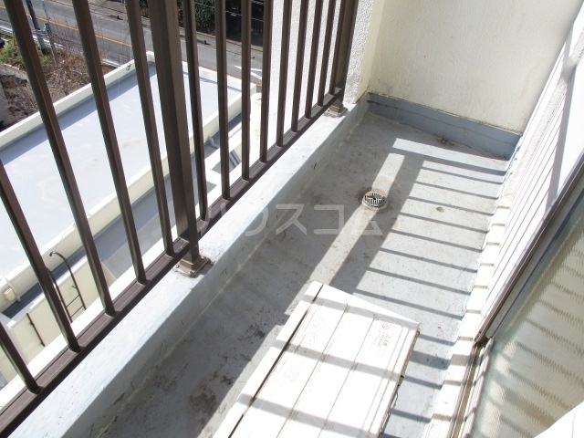 20/30 バルコニー