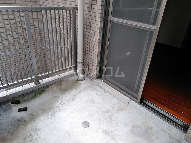 25/30 バルコニー