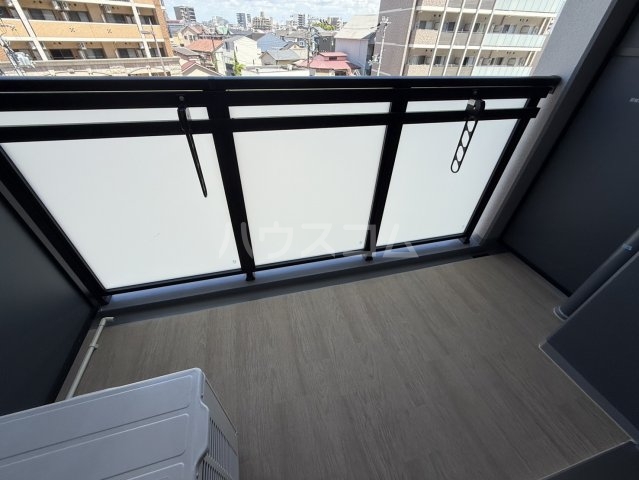 20/30 バルコニー