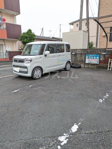 2/3 駐車場