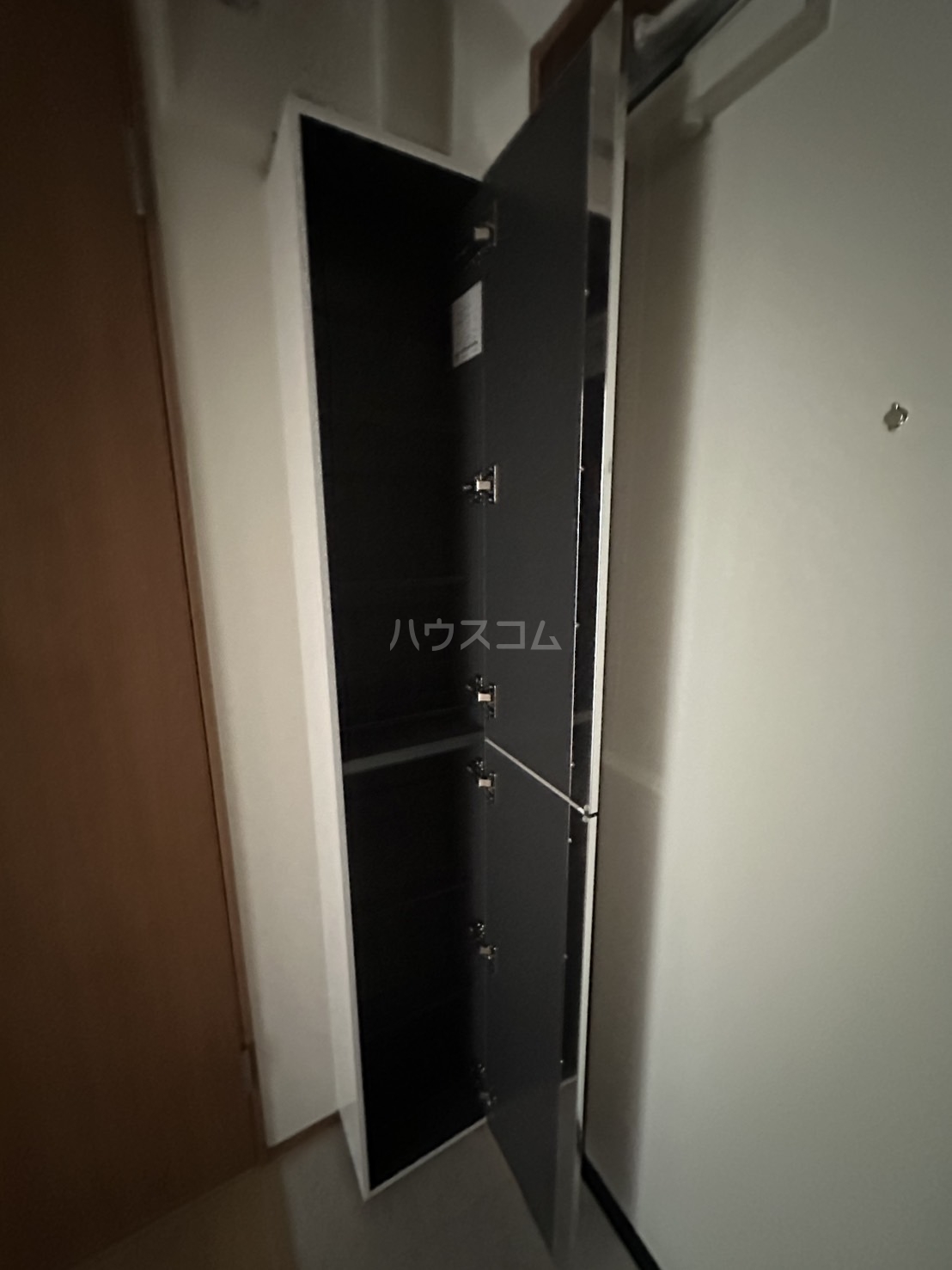 Ambition恩名の玄関