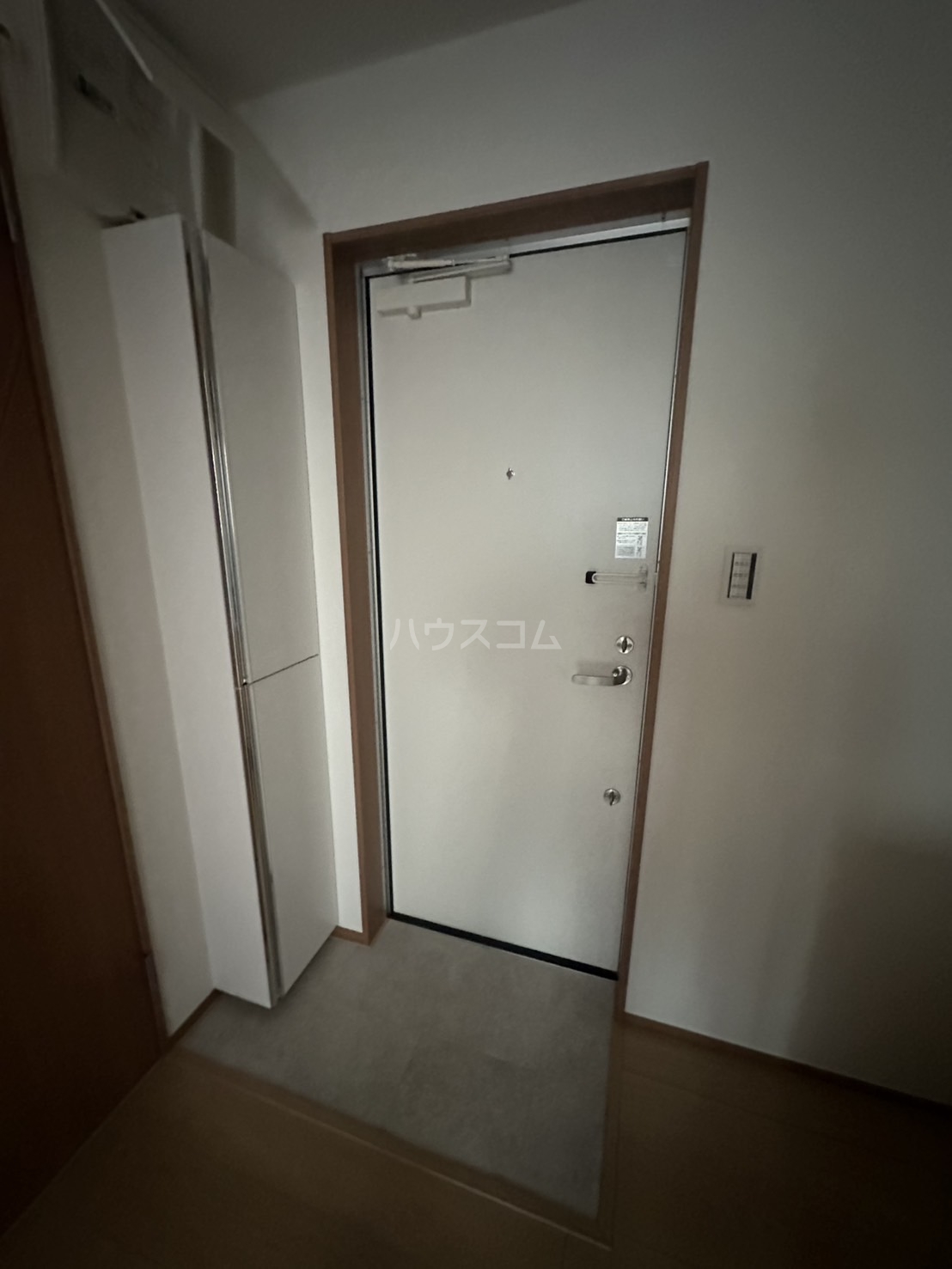 Ambition恩名の玄関