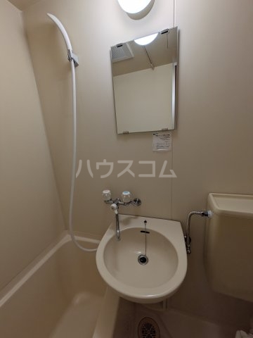 13/30 洗面