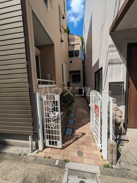 2/8 エントランス