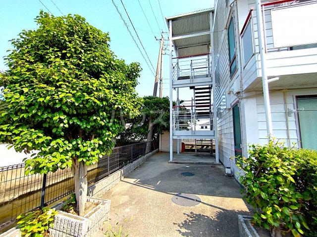 14/17 エントランス